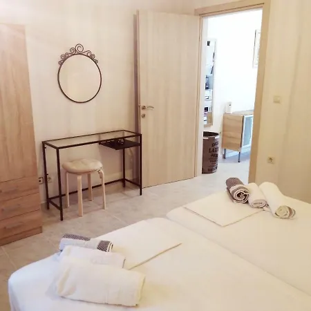 Athos Mare Studio *
